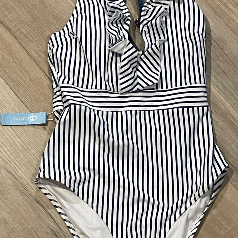 Cupshe Women's V Neck One Piece Swimsuit Ruffled Back Cross Swimwear -S blue - Picture 3 of 6
